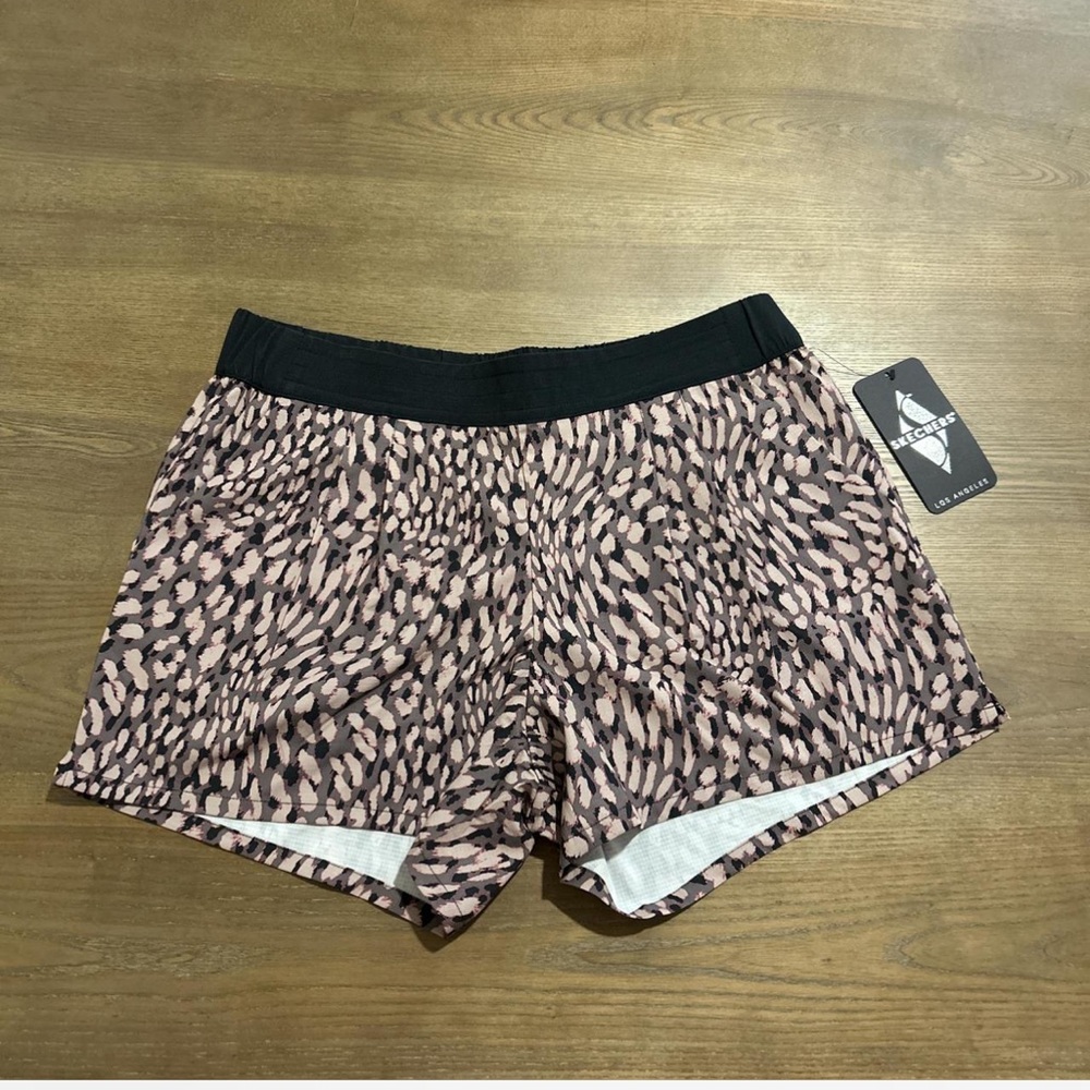 Pink and black sportswear shorts #fitness
